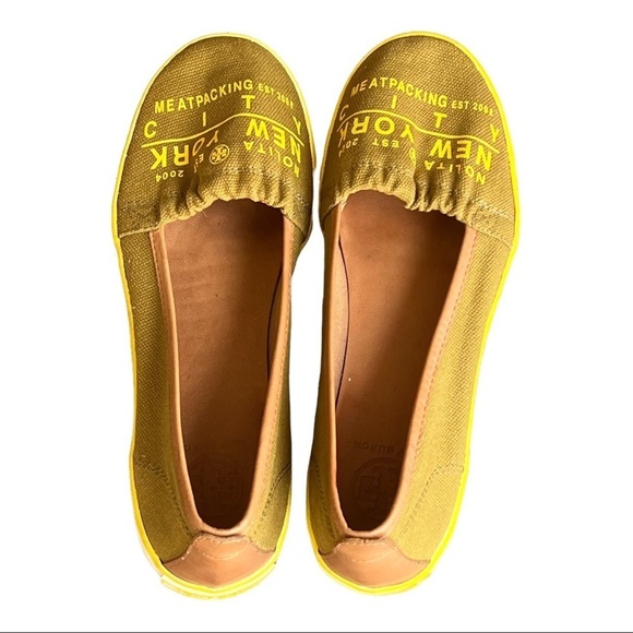 Tory Burch 7M New York City Meat Packing Traveller Canvas Slip-On Sneaker - Picture 3 of 9